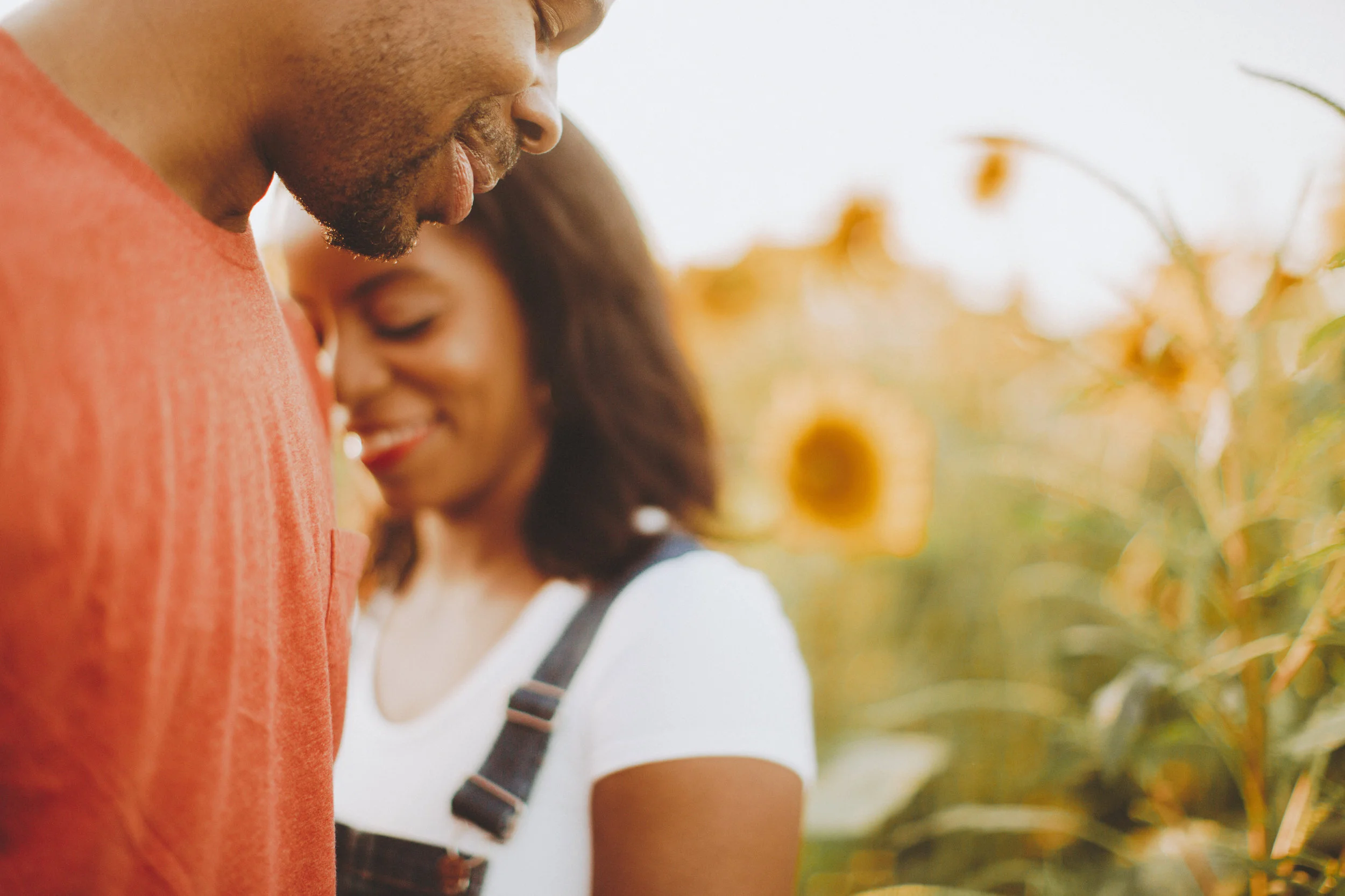 Nessa K sunflower engagement
