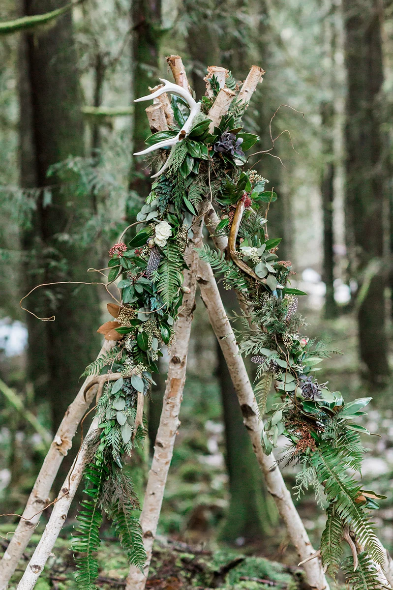 Just A Dash Cakes and Gina Neal Photography Native Winter Wedding
