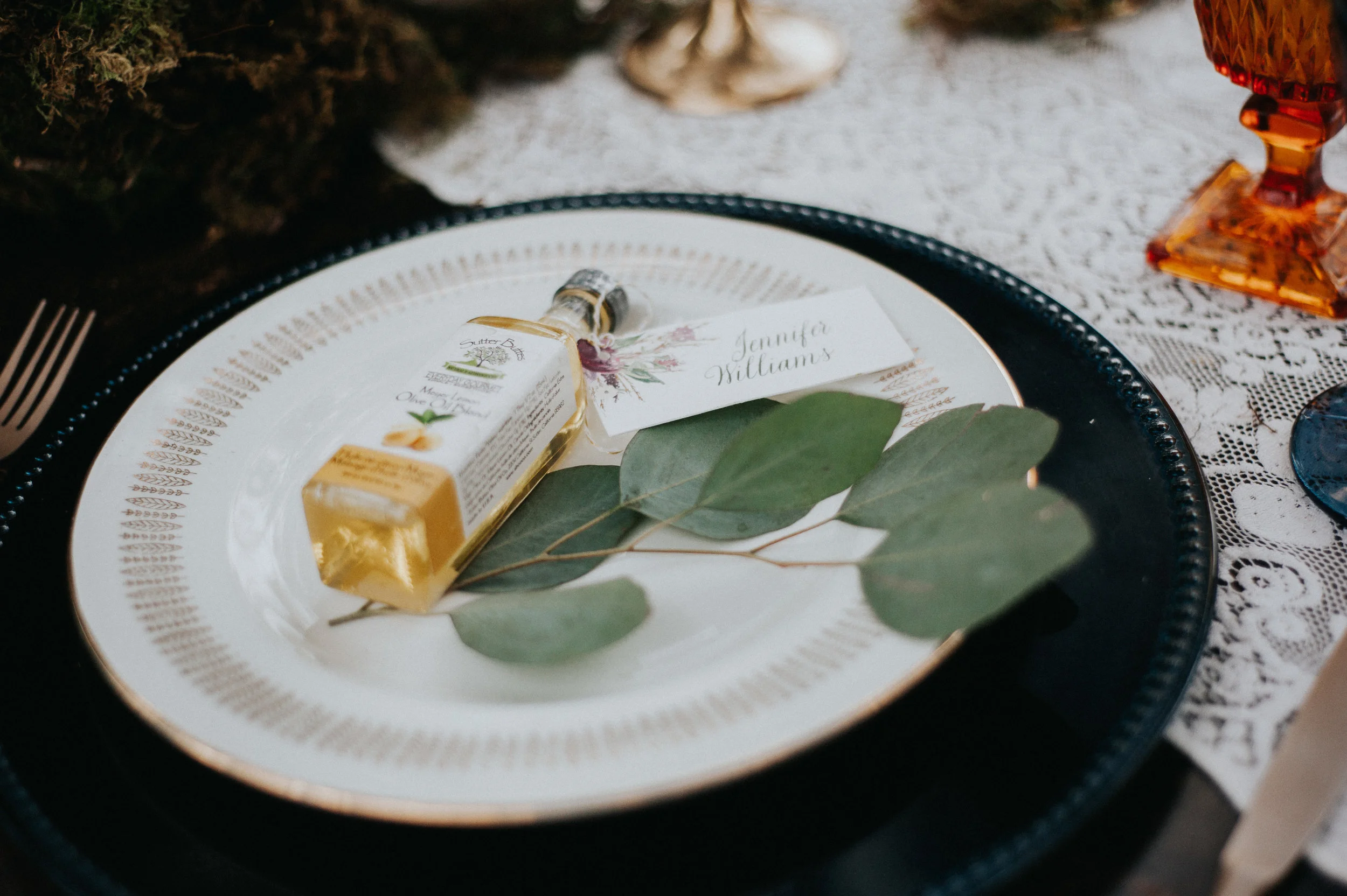 Hannah Yoon and Confetti and Co. Whimsical Crepe Paper Bride Inspiration