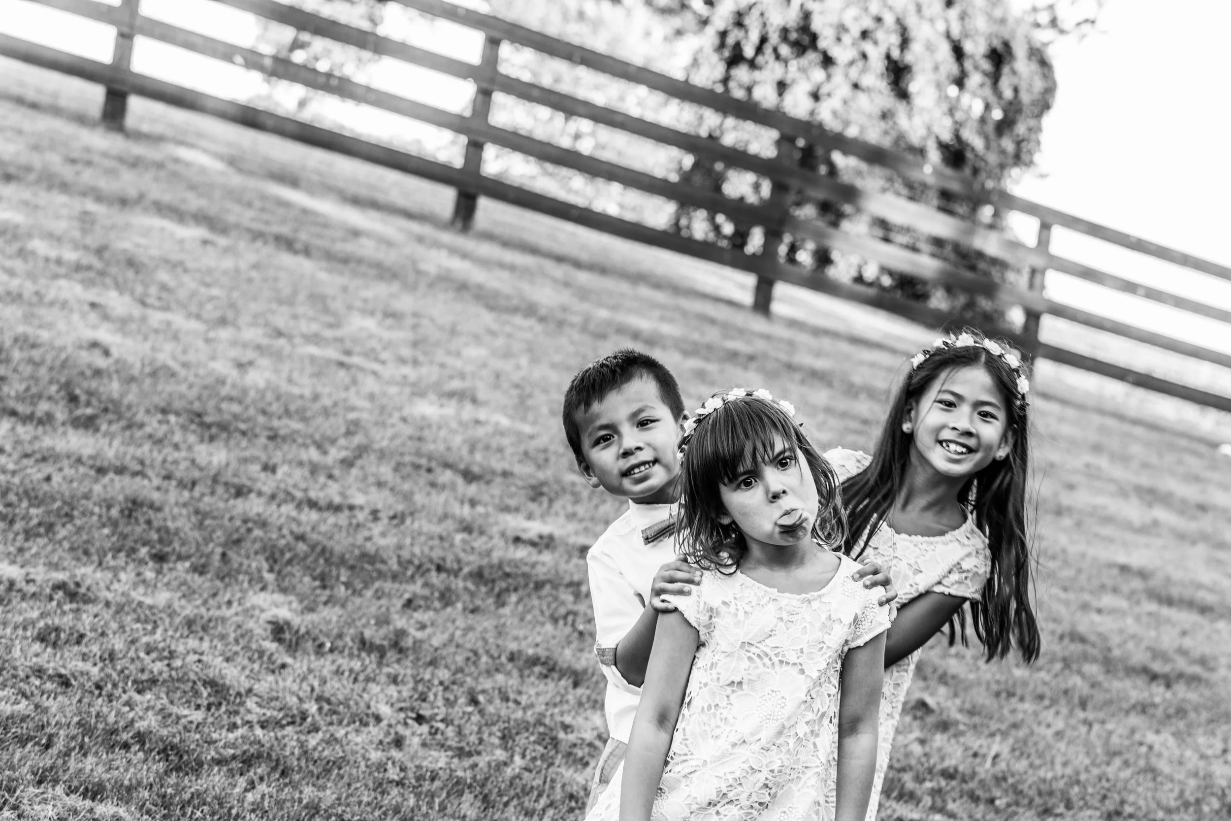 backyard wedding by Kara Wright and Taylor and Hov Events