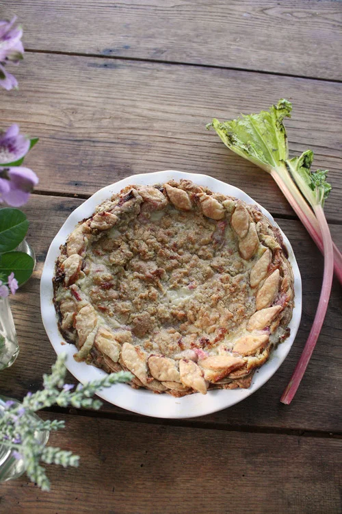 Baking with Arley Cakes! – Springtime Rhubarb Pie