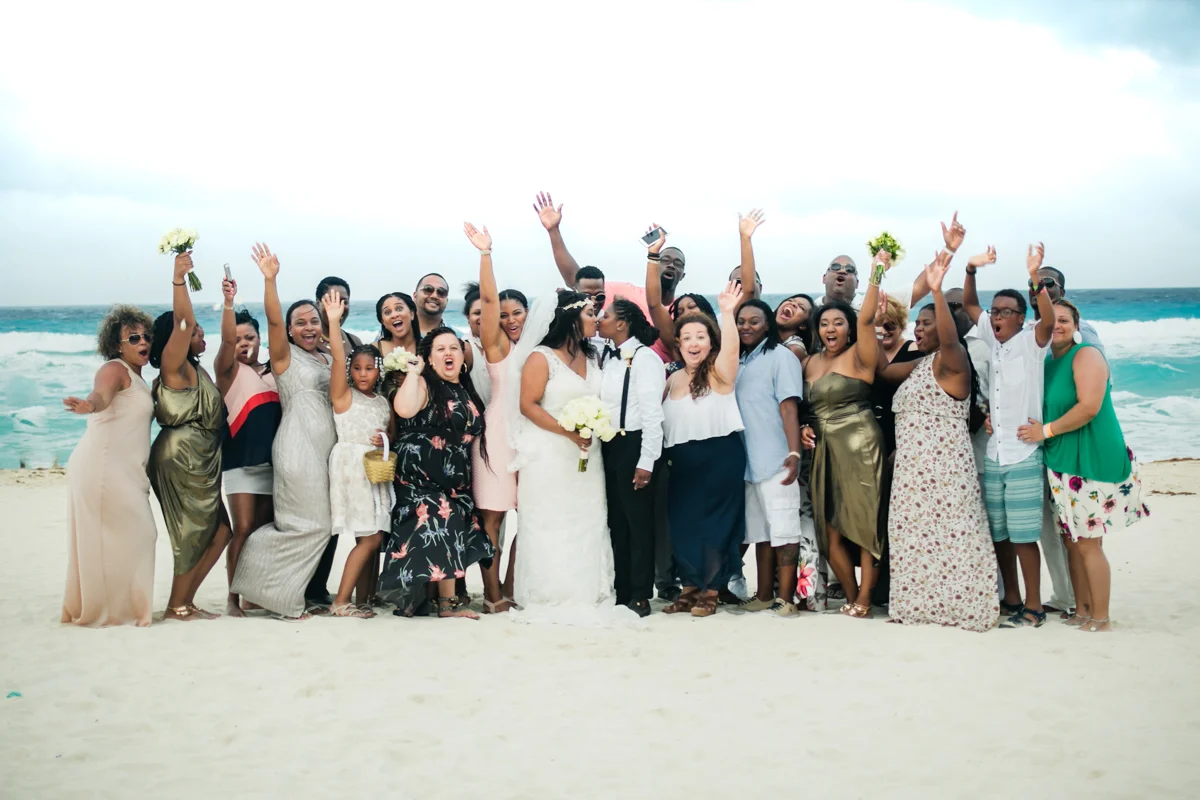 Group photo at mexican wedding