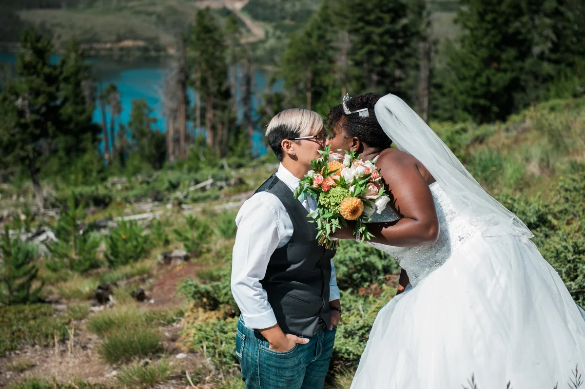Mountain Elopement first look kiss