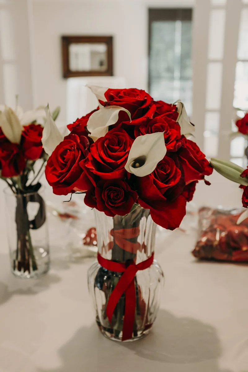 San antonio garden wedding flowers in vase