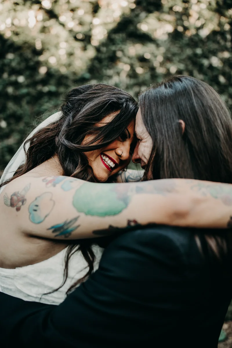 San antonio garden wedding couple smiling