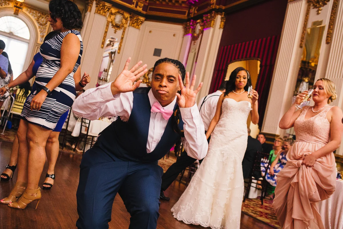 mount vernon ballroom wedding guests dancing
