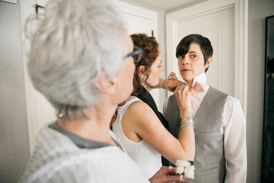 ARIN AND KATIE DOWNTOWN SEATTLE WEDDING ARIN GETTING READY