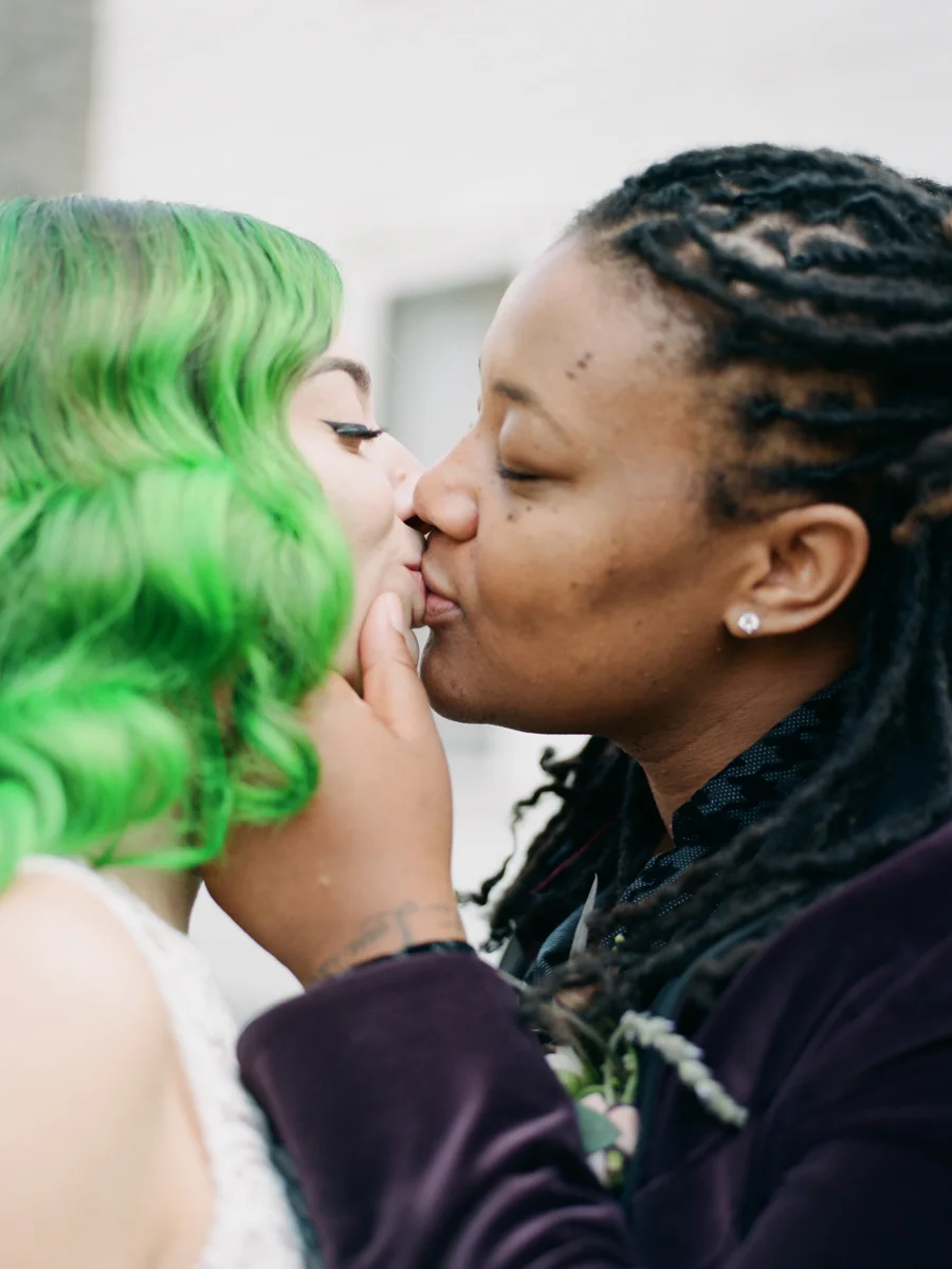Saint augustine wedding kiss