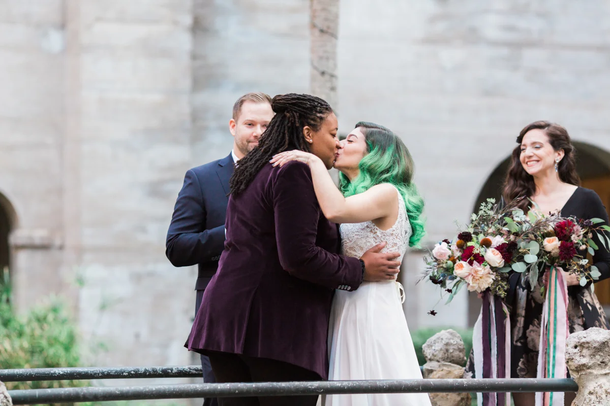 Saint augustine wedding ceremony kiss