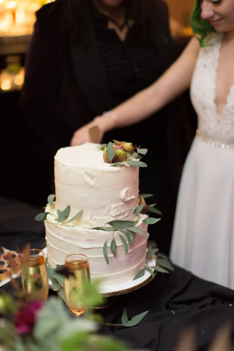 Saint augustine wedding cutting cake