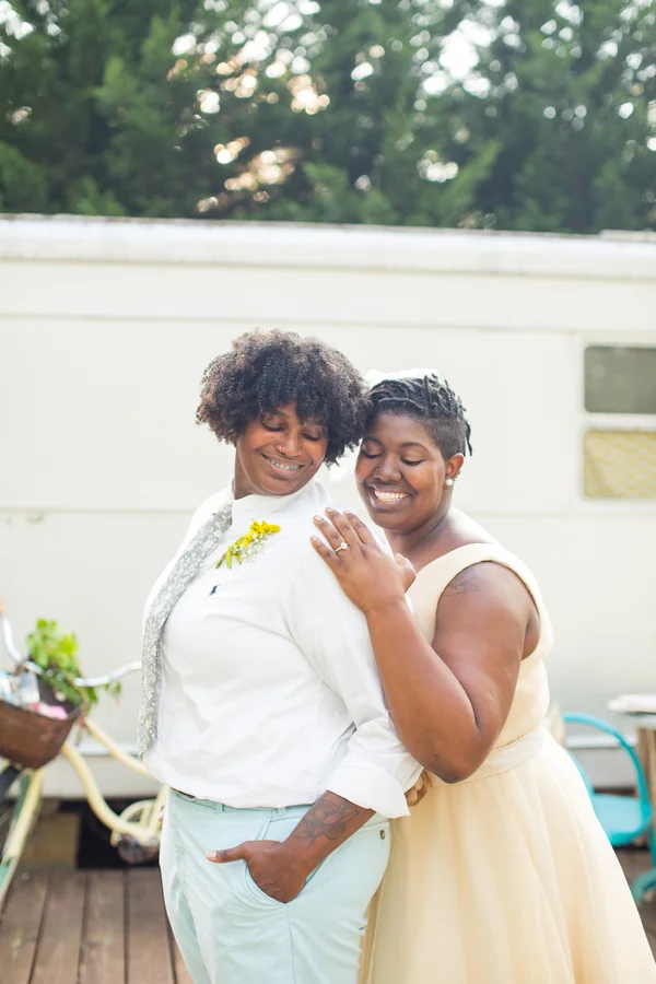 Asheville Glamping airstream trailer colorful floral casual wedding elopement inspiration in Asheville North Caroline by Jessica Hunt photography, Images by Amber Robinson and Ashton Kelley Photography