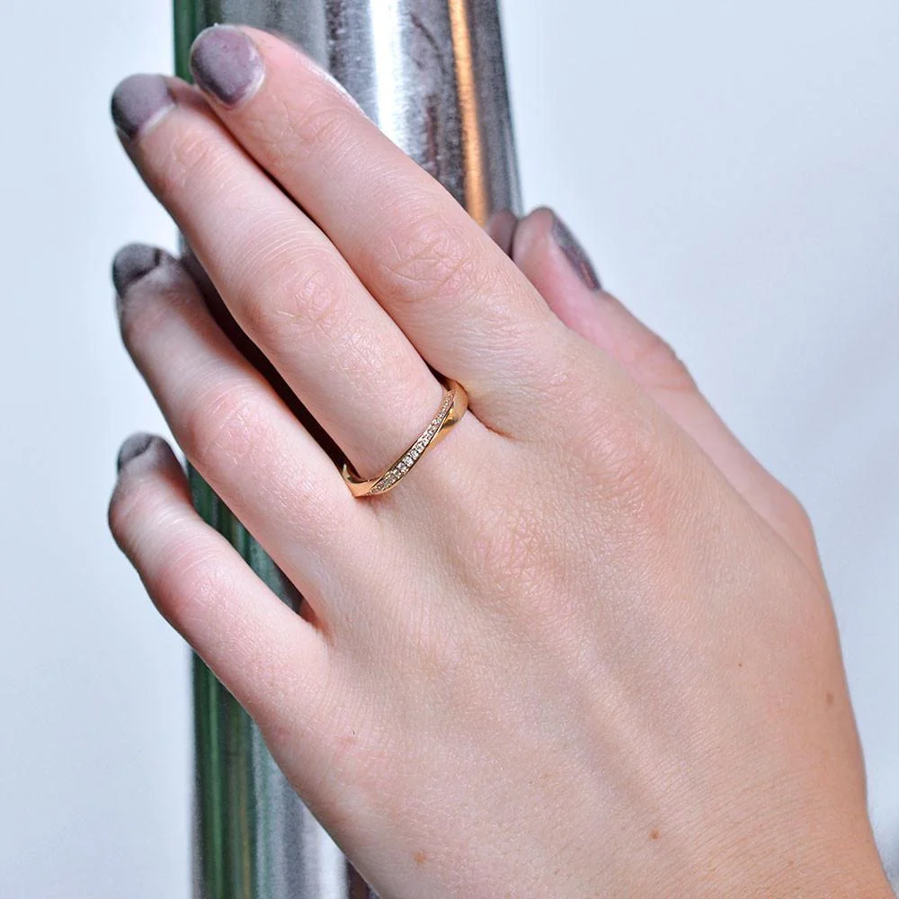 Valerie Madison Jewelry Seattle Washington Engagement and Wedding Rings