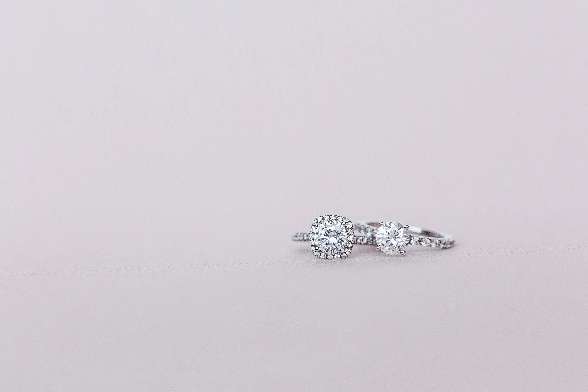 7 Reasons to Buy a Lab Grown Diamond Engagement Ring