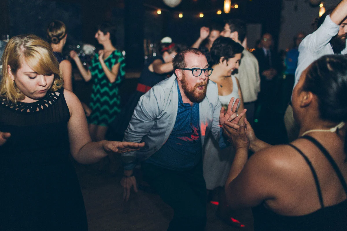 6 Things to Discuss with Your DJ before Your Wedding