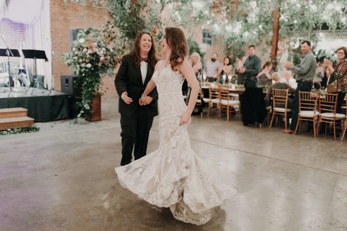 ABBY AND NICK WEDDING AMARILLO TX RITTER COLLECTIVE PHOTOGRAPHY FIRST DANCE