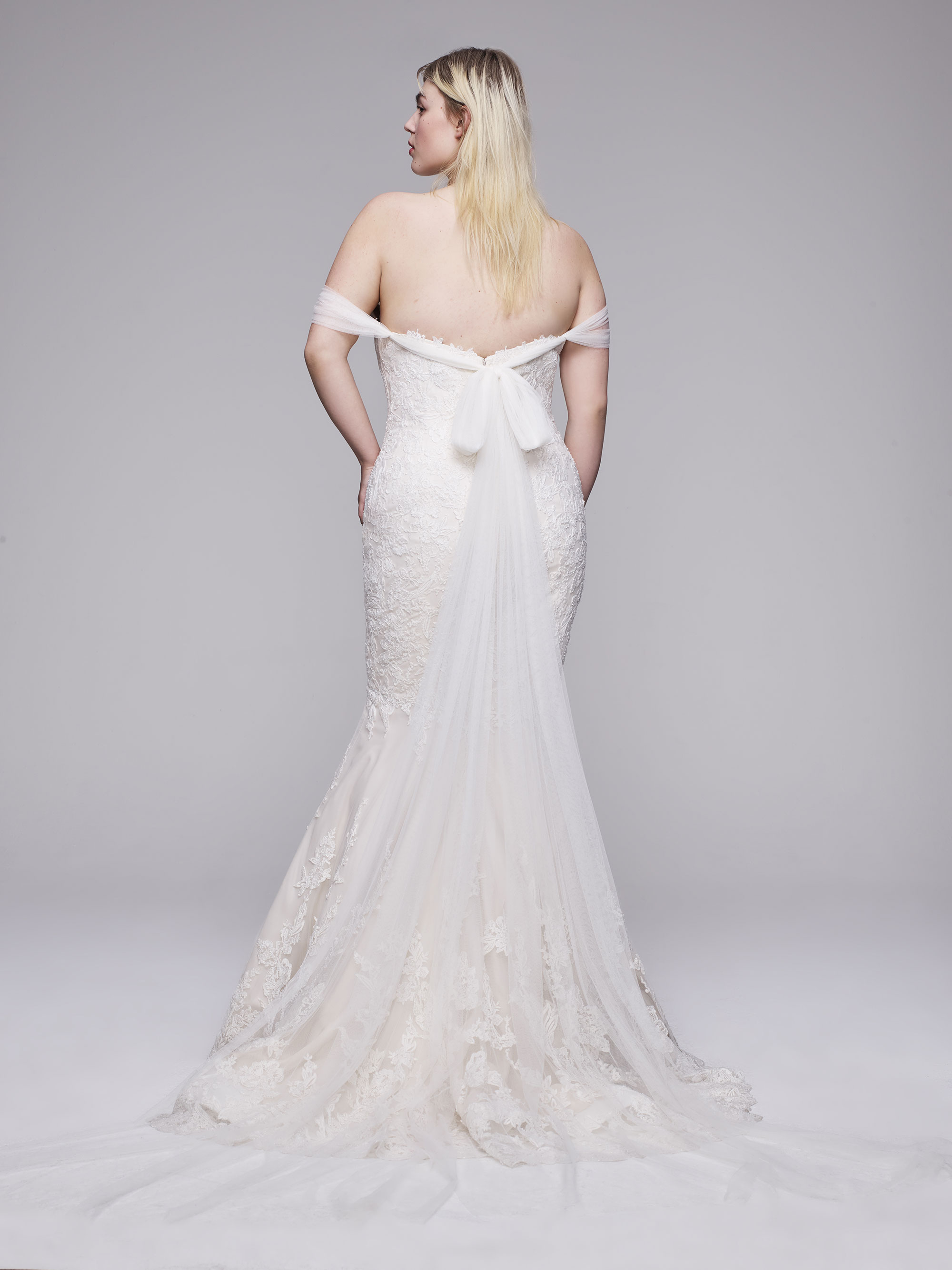 The Raven plus size wedding gown from Curve Couture by Anne Barge