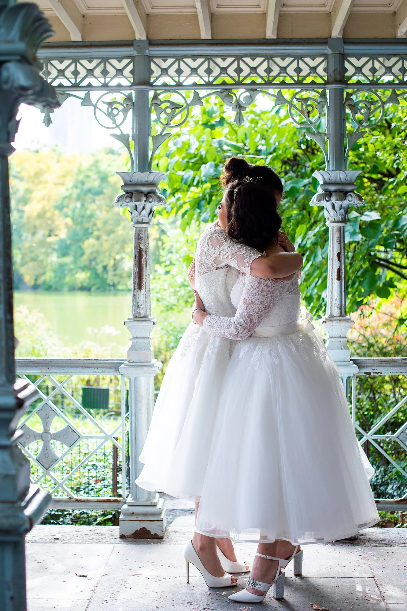 Wedding of Two Puerto Rican Brides at Ladies’ Pavilion in Central Park New York City De Nueva Photography