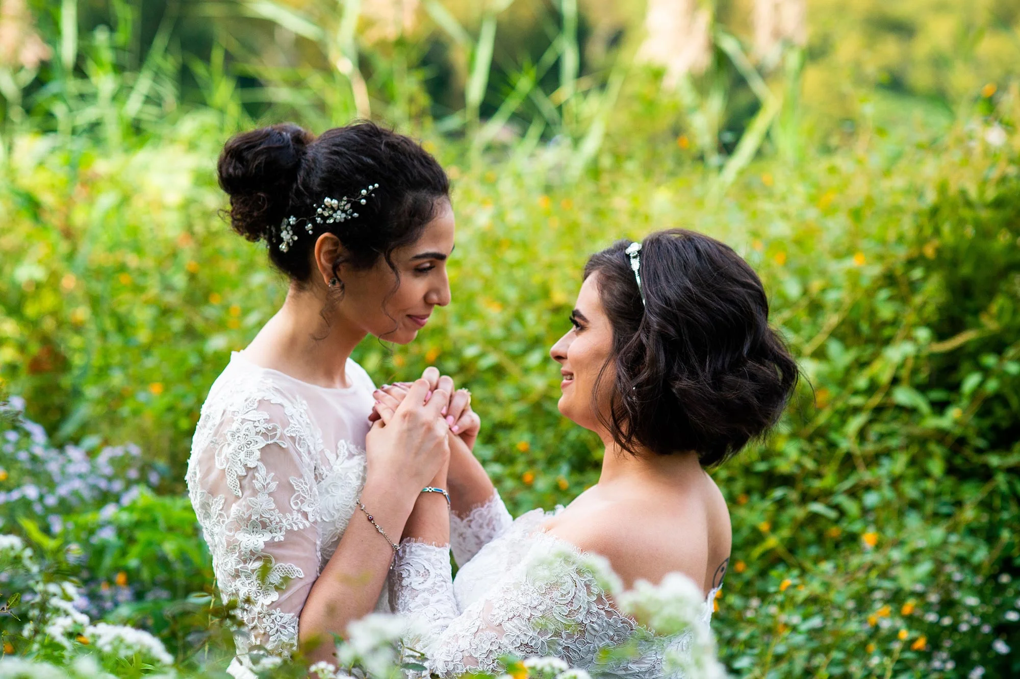 Wedding of Two Puerto Rican Brides at Ladies’ Pavilion in Central Park New York City De Nueva Photography