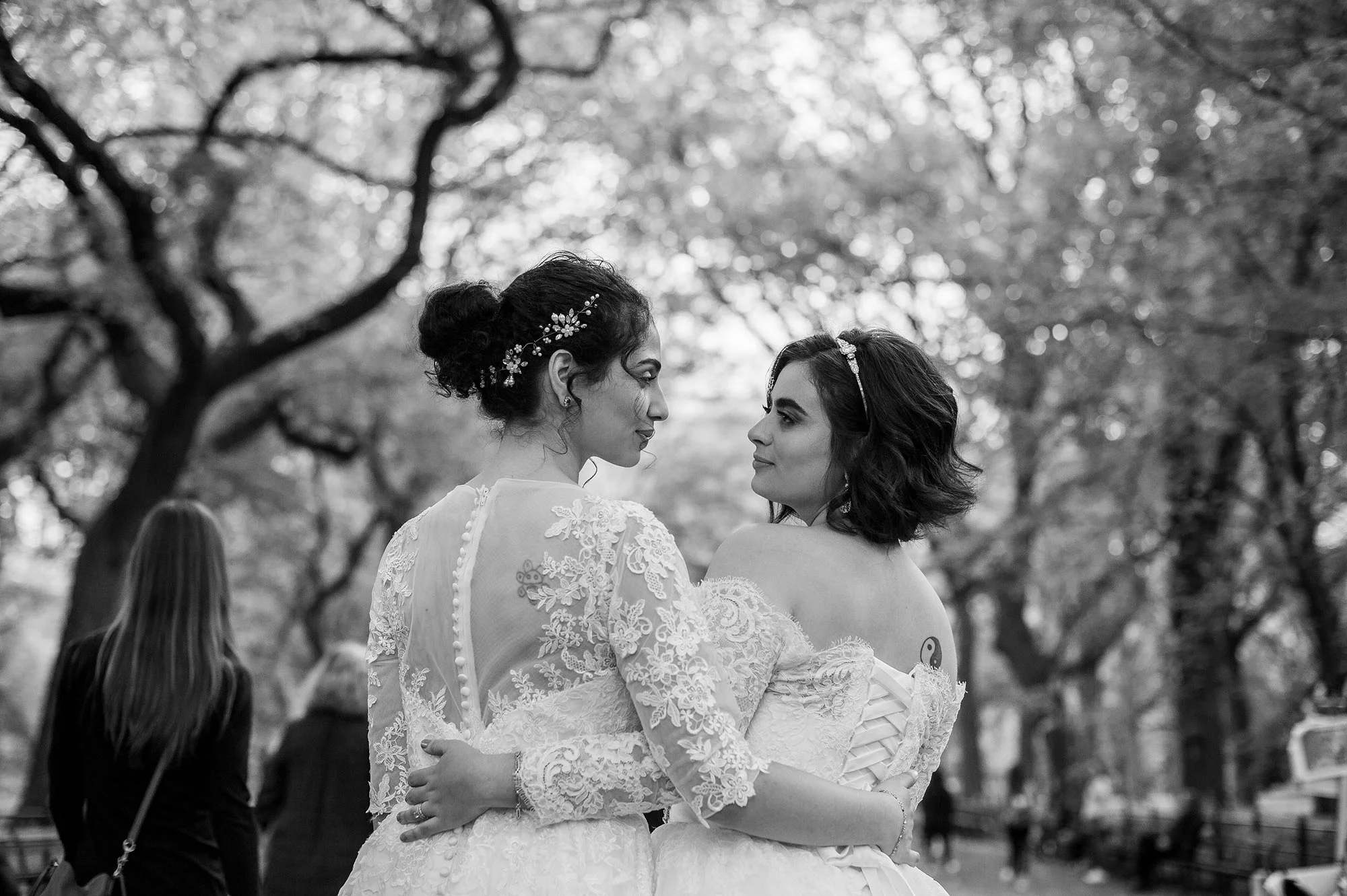 Wedding of Two Puerto Rican Brides at Ladies’ Pavilion in Central Park New York City De Nueva Photography
