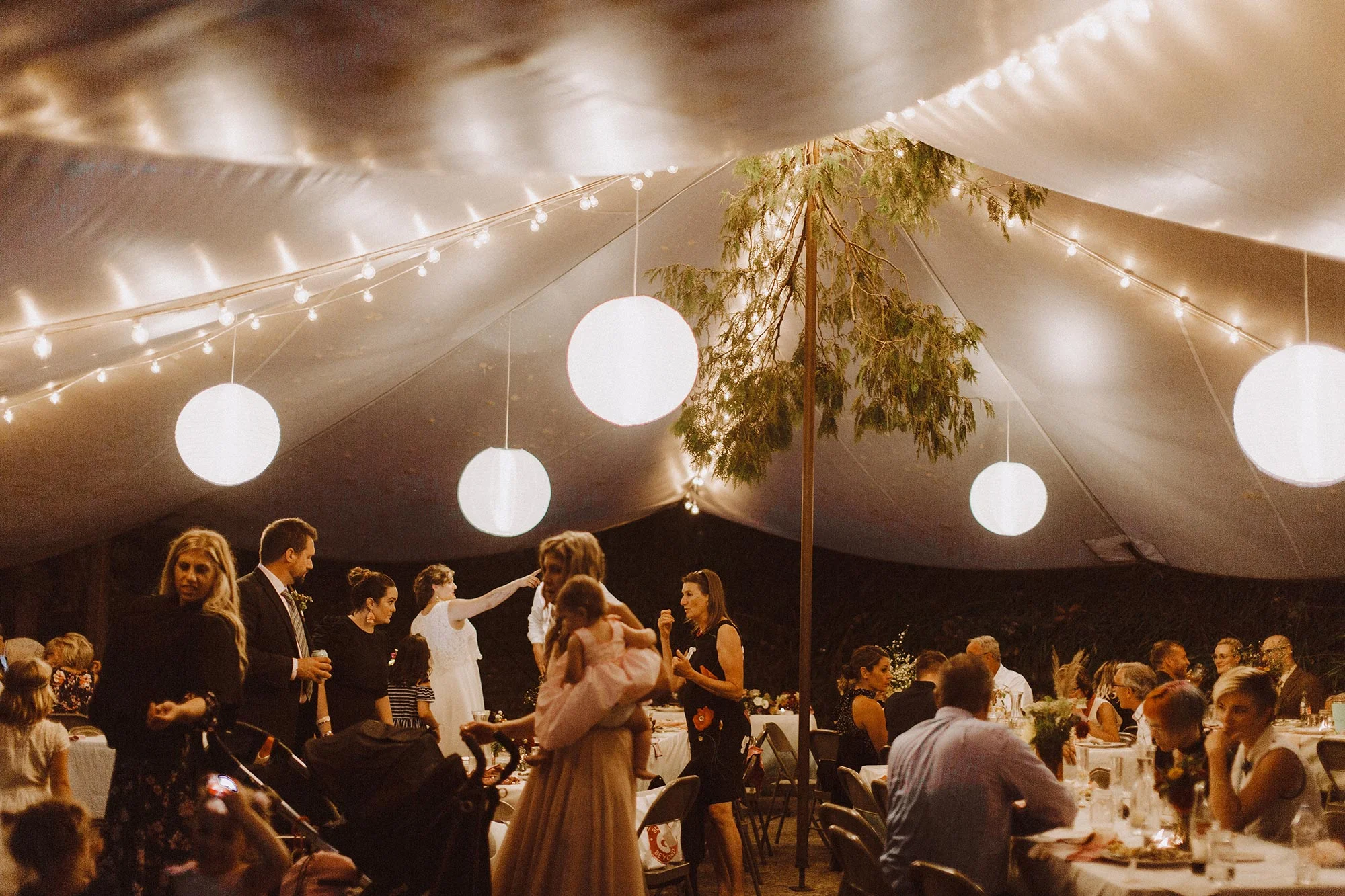 DIY summer camp wedding spring green wisconsin heidi uhlman photography dancing