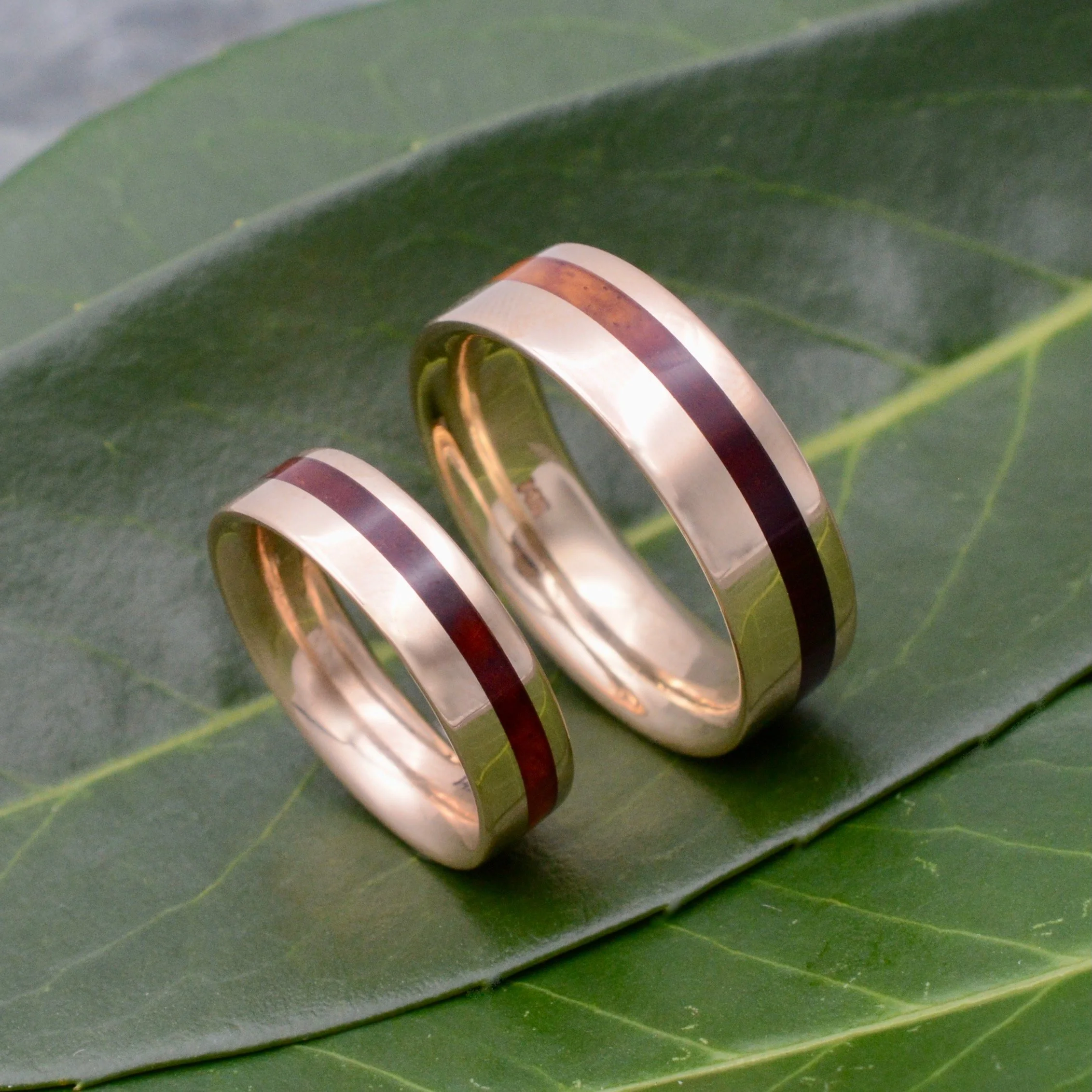 Naturaleza Organic Jewelry Wedding Band Set Amy Shelton.jpeg