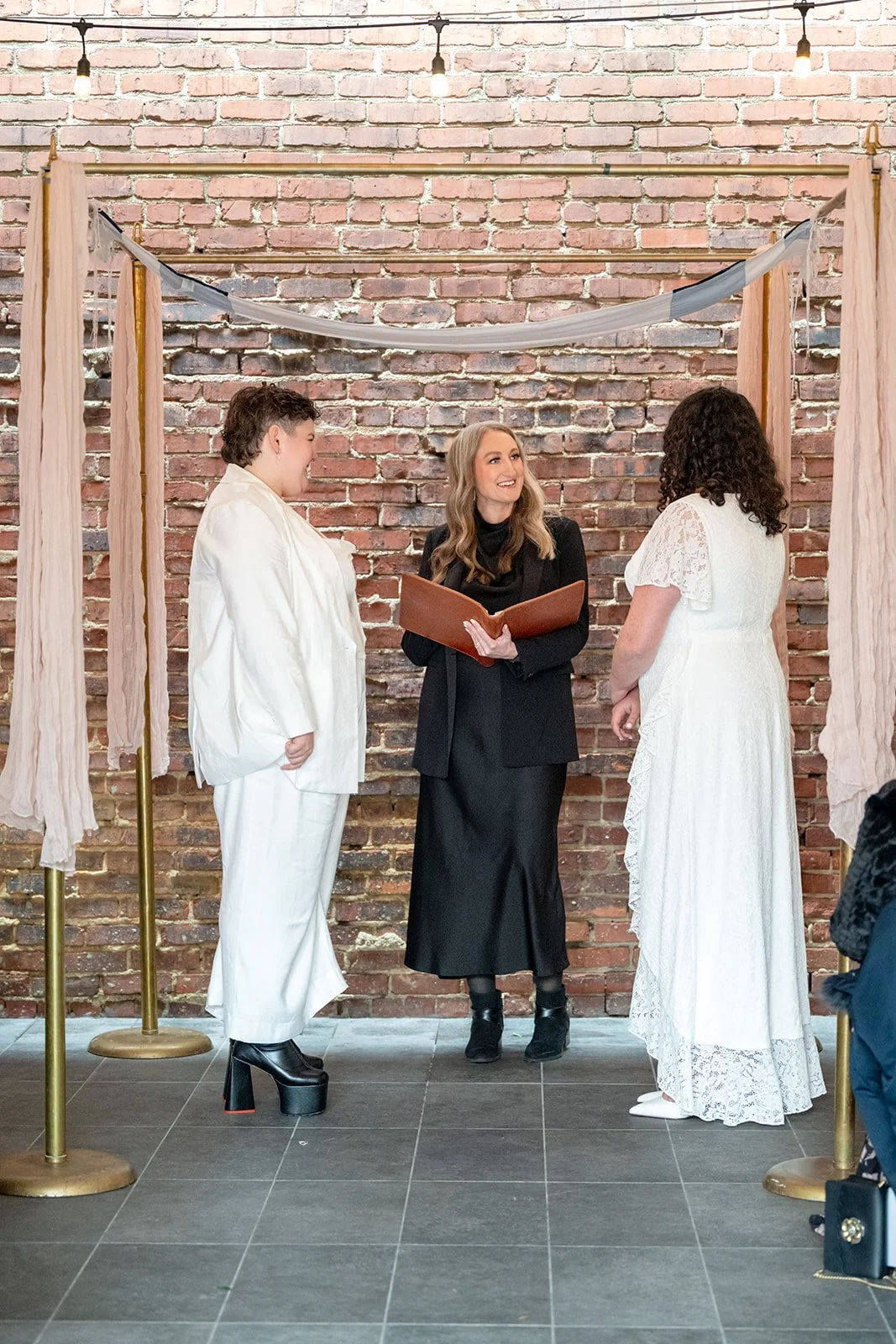 Sincerely Pete - Wedding Officiant00001 Sarah-Pete Petersen.jpg