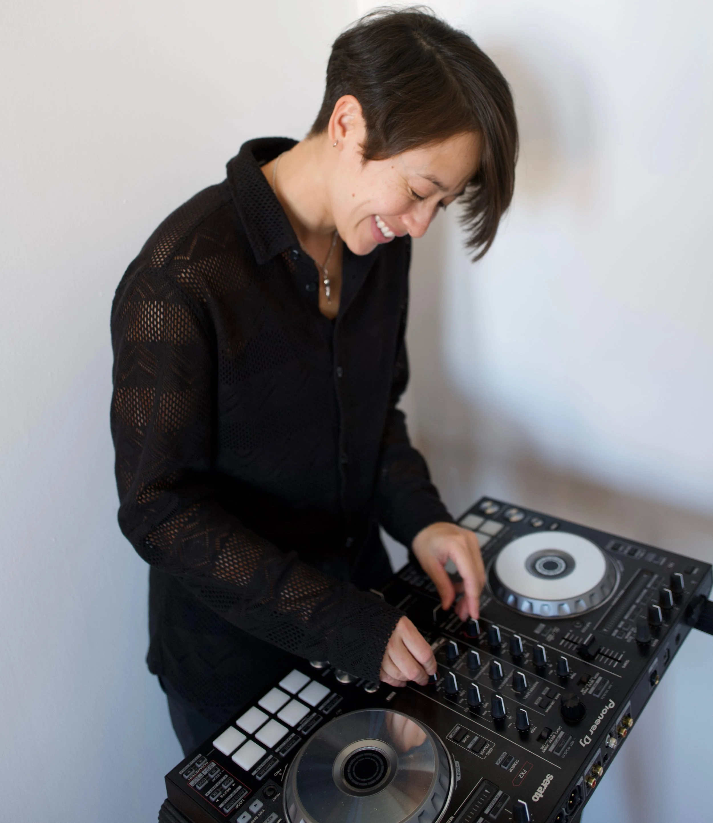 L1070761 DJ Mariko.jpg