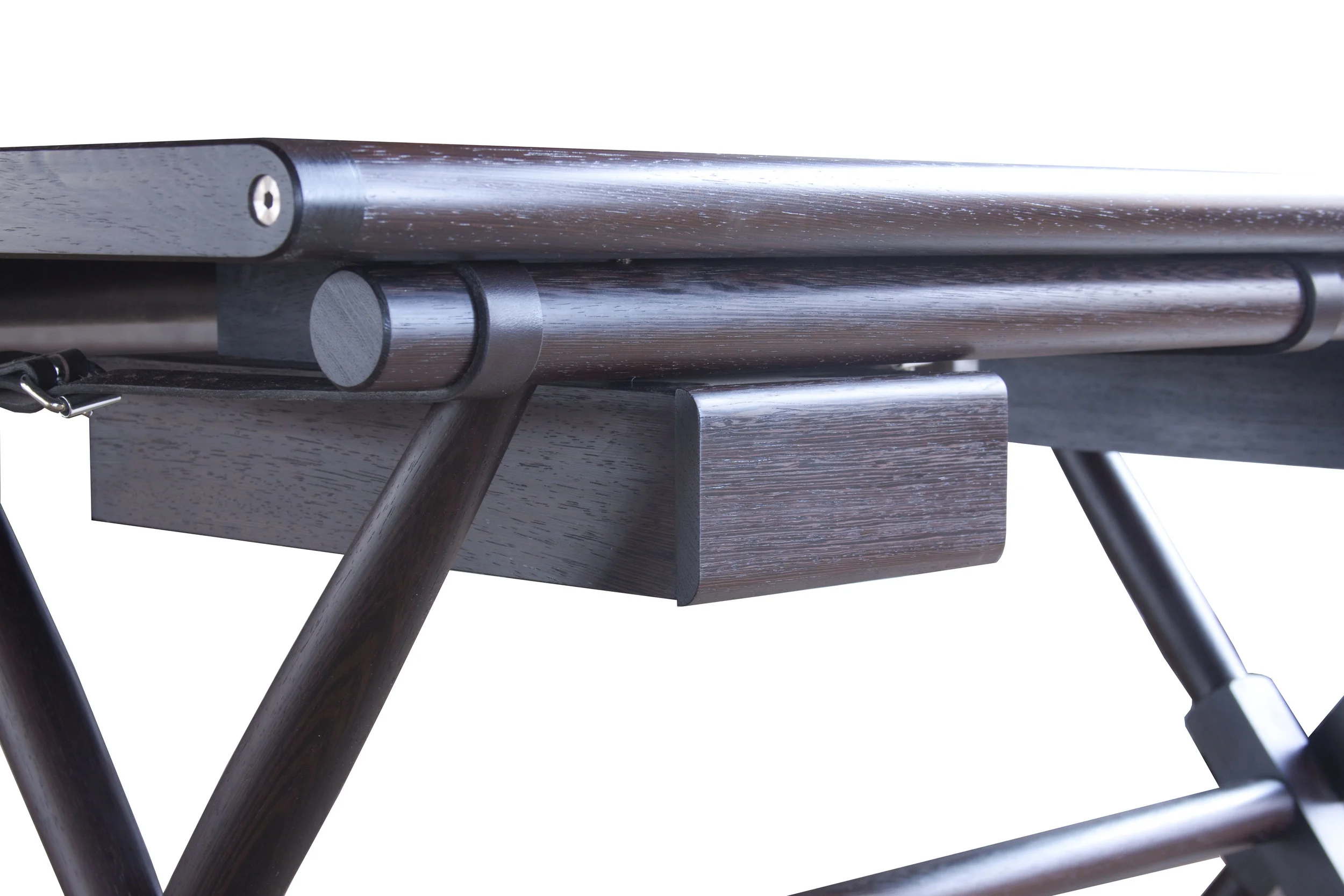 Matthiessen Desk