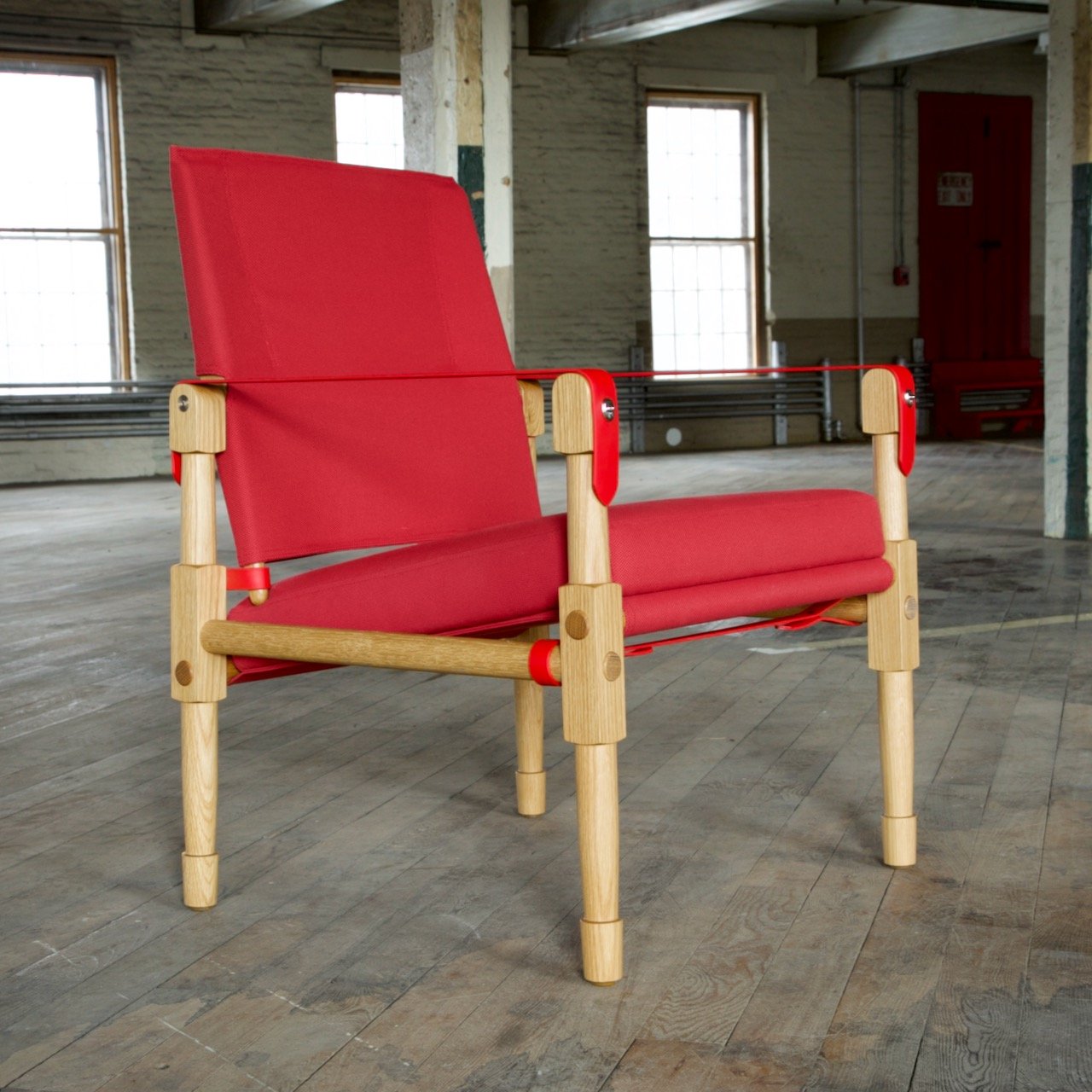 Chatwin Lounge Chair - Grand 1