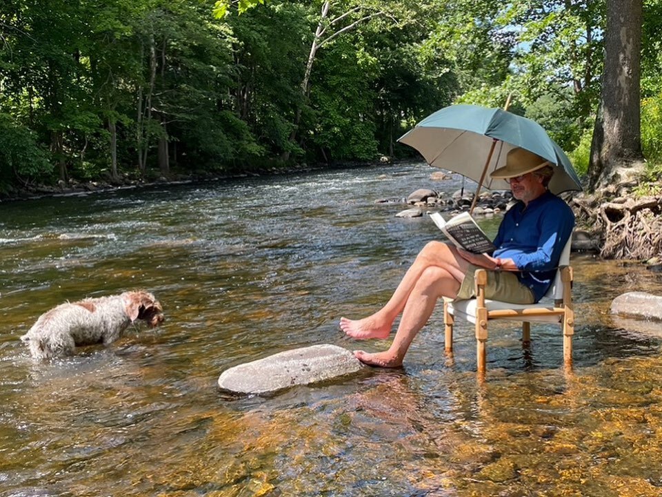 With the arrival of Fall my days of sitting in the river outside my studio have sadly come to an end.
The Chatwin chair in unfinished teak and perennials fabric is perfectly suited for the task. The original Roorkhee chair designed in the 1890&rsquo;