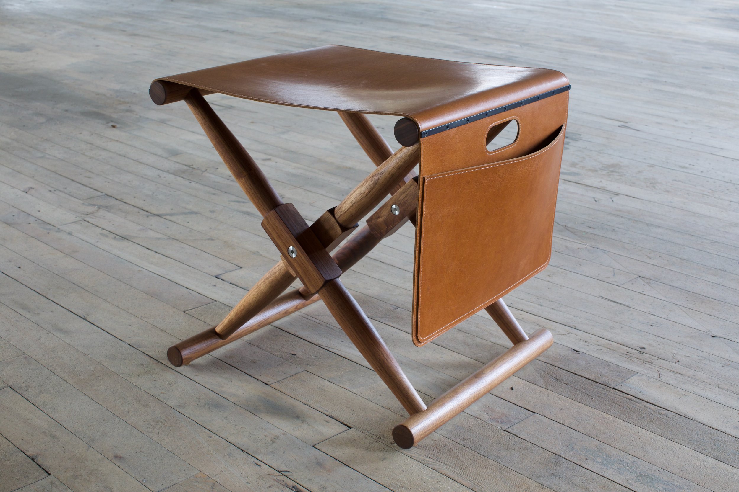 Matthiessen Stool with Satchel