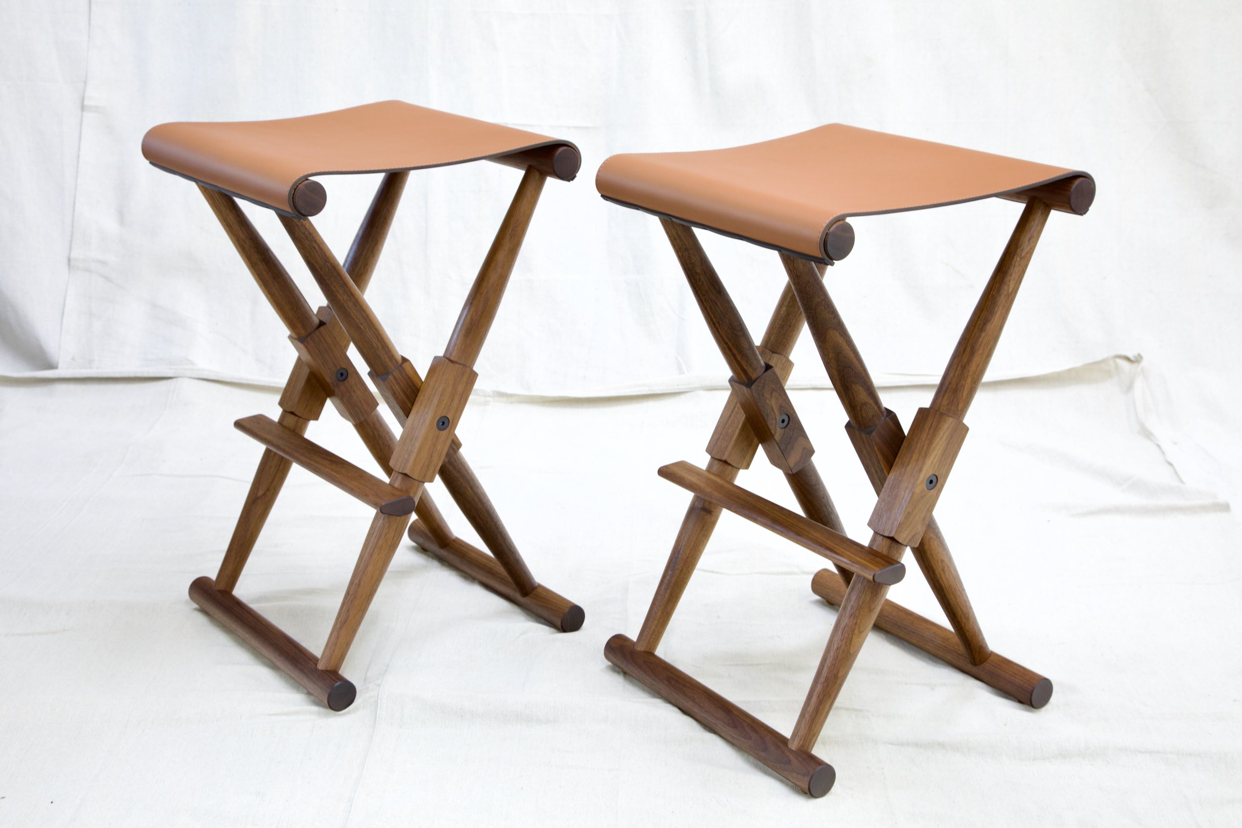 Matthiessen Folding Counter Stool