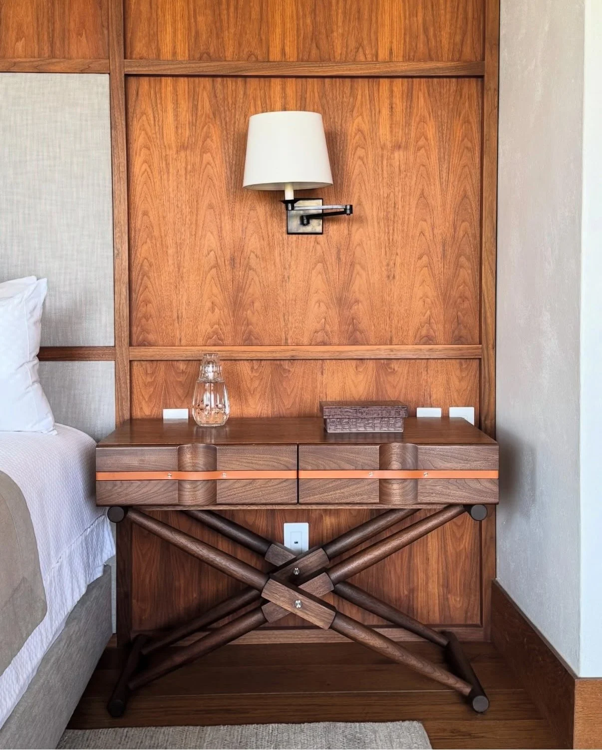 Matthiessen Side Table - Double Drawer