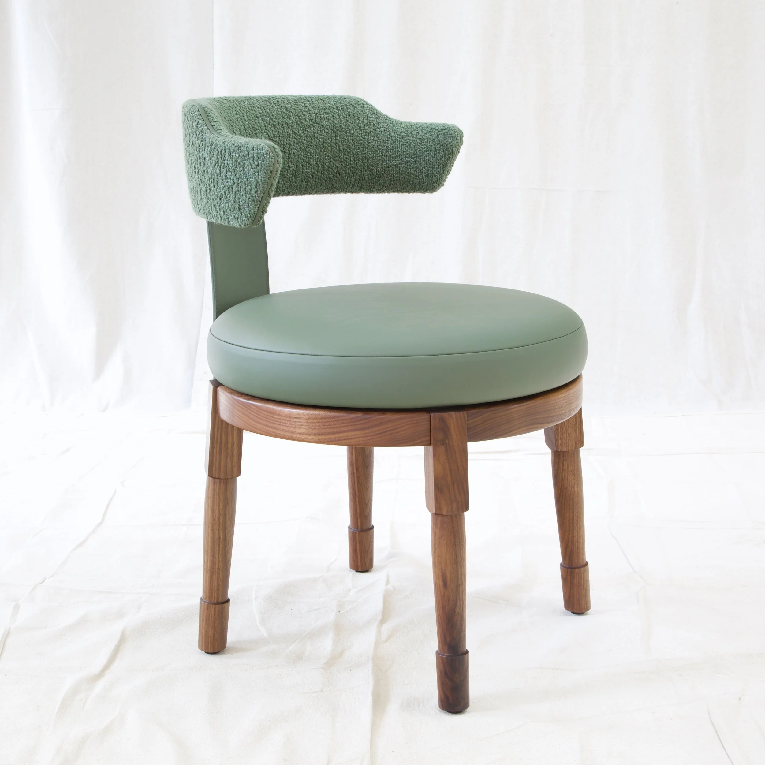 Chatwin Finnback Dining Stool