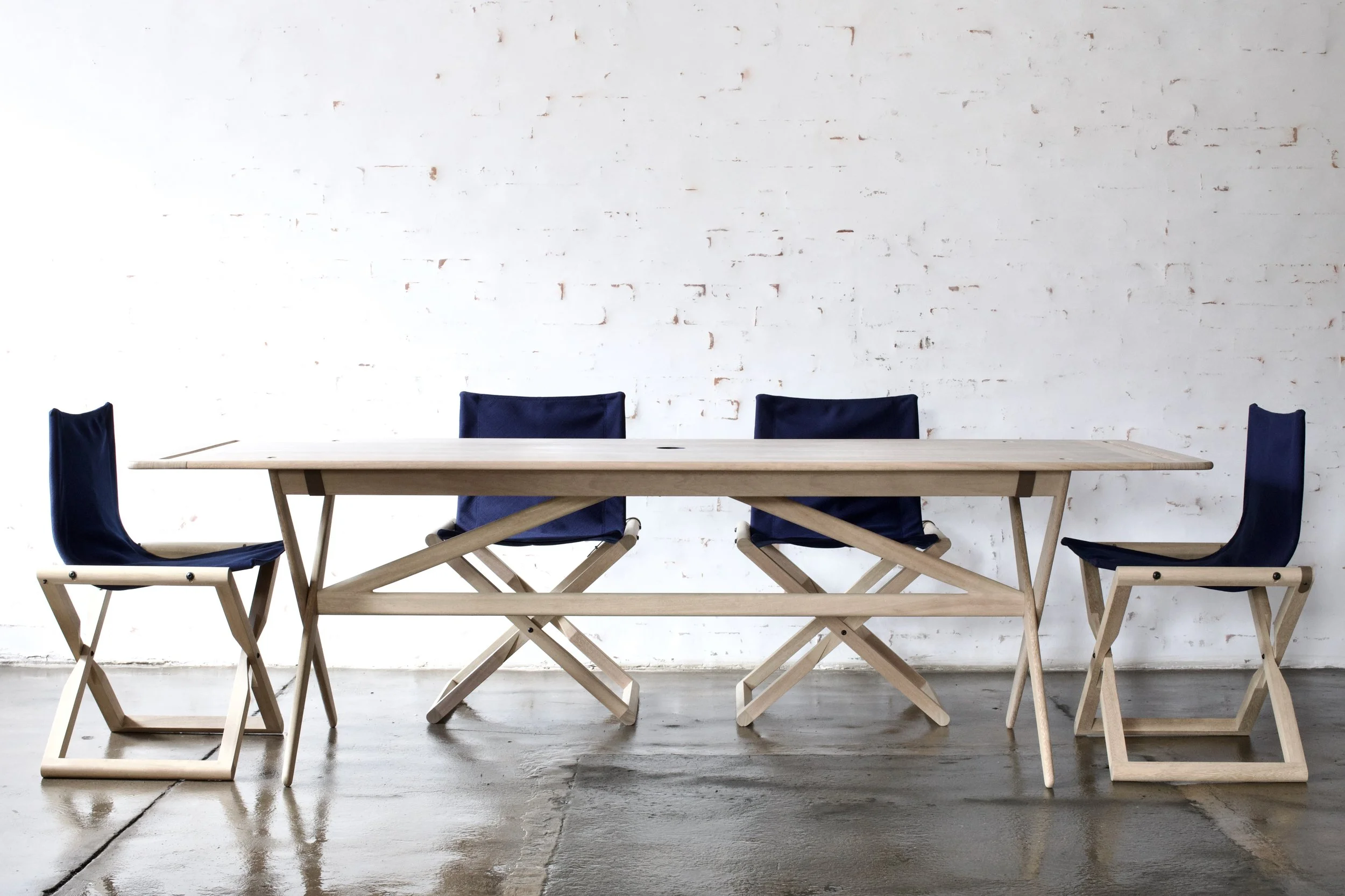 Moss Chairs / Kasmin Table