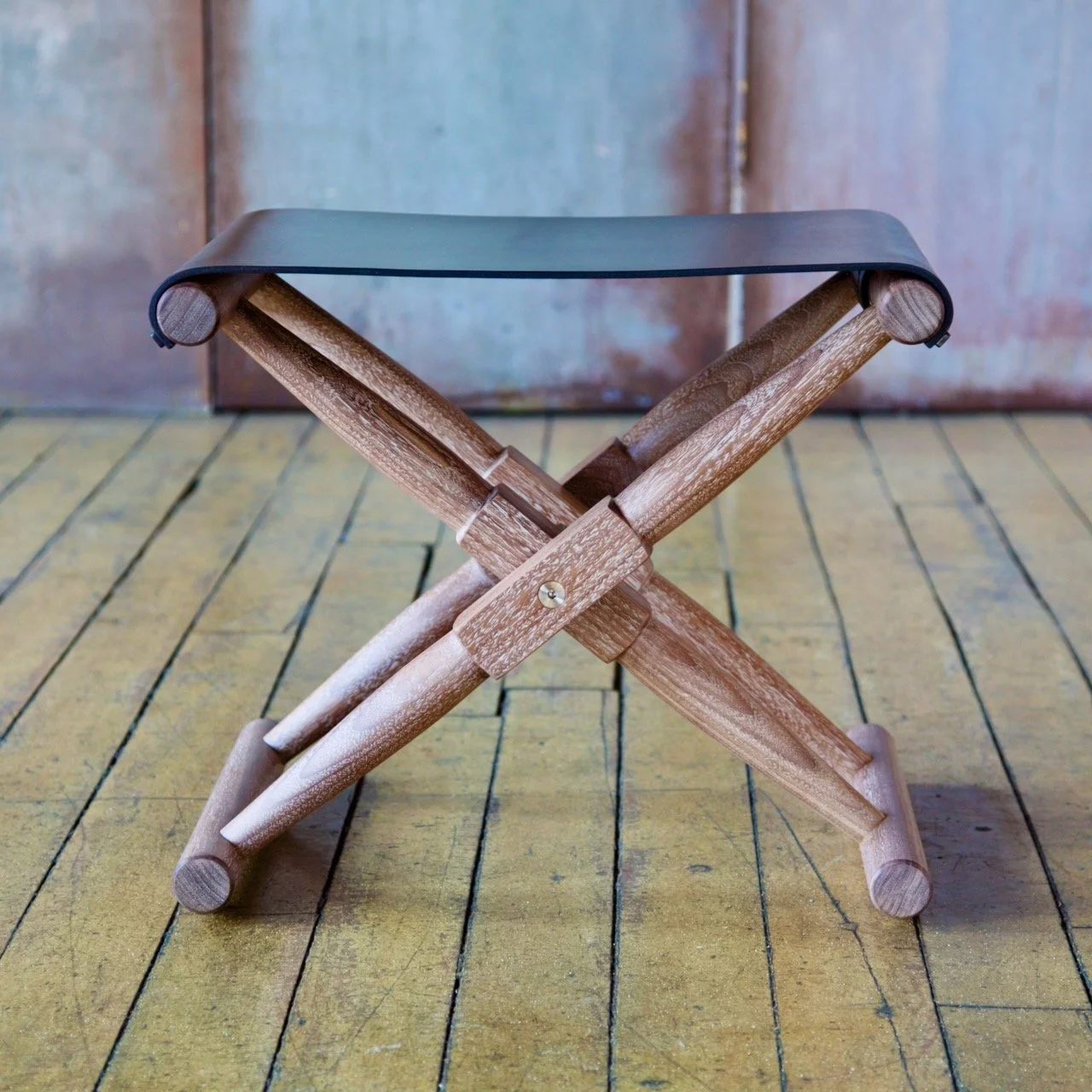 Matthiessen Purse Stool