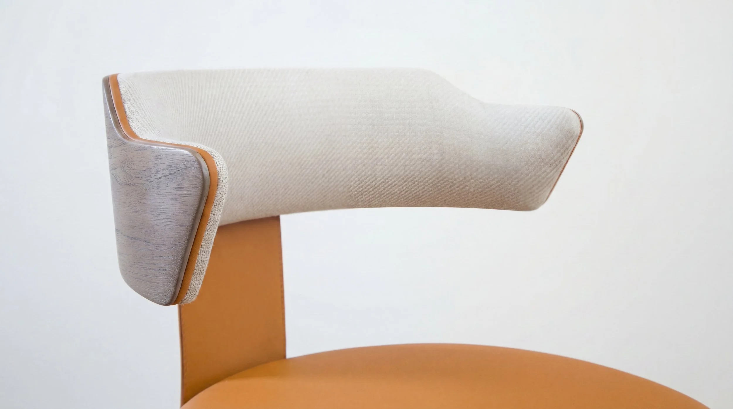 Chatwin Finback Barstool 
