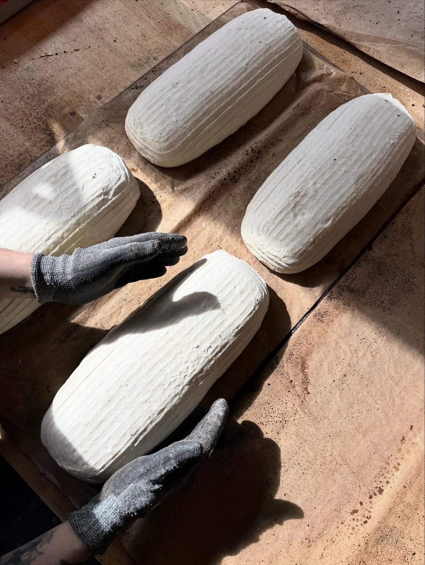 Dough catching rays before it hits the oven ☀️🍞✨

Apparently our sun-loving dough does more than just rise&hellip; it helps us win awards! 🏆 We&rsquo;re thrilled to be named Best Scandinavian Bakery &amp; Cafe Experience 2025 &ndash; UK by SME News