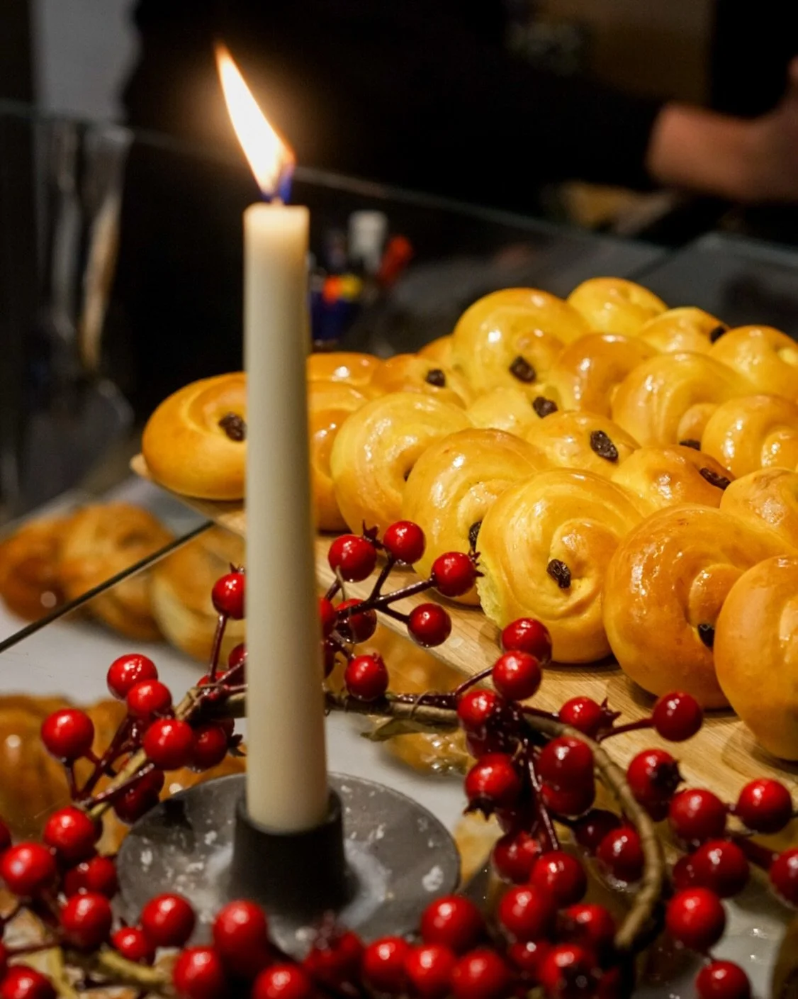 ✨ Glad Lucia! ✨

Lucia marks the start of the Christmas season in Sweden, celebrating light in the darkest time of year. Our Lussekatter (saffron buns) return tomorrow - soft, golden, and full of Swedish tradition. 

🗓️ Available this weekend only, 