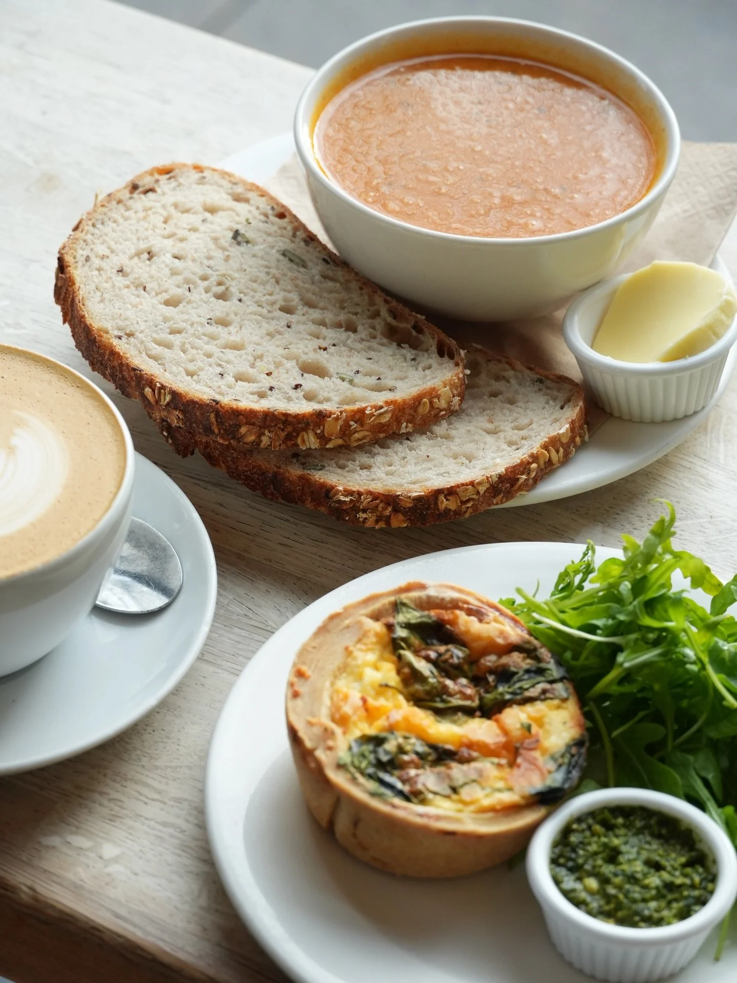 A good lunch starts with sourdough. Soup, toasties, sandwiches, or a savoury tart with walnut &amp; basil pesto&hellip; and more!

Because this weather calls for something warm! 🌧️🧣