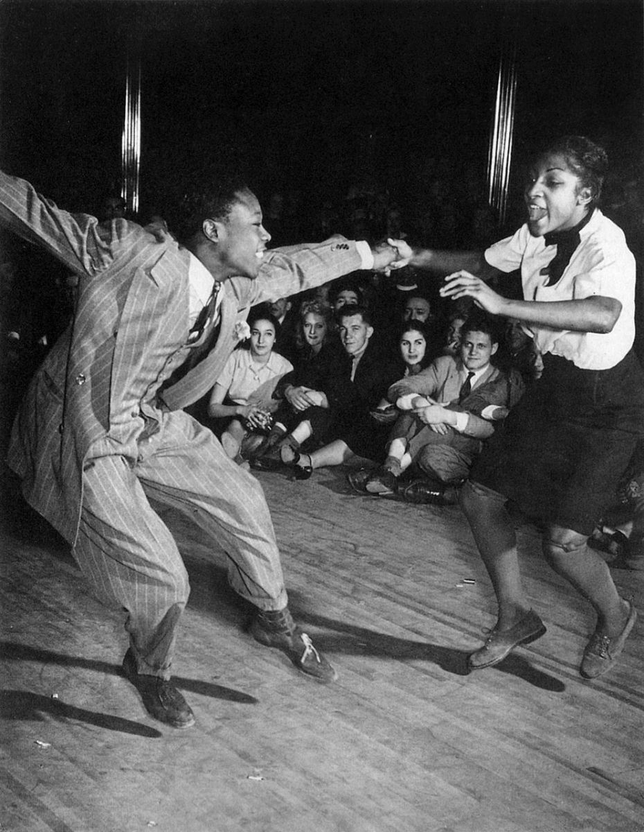 1930 年代 Frankie Manning 在 紐約的 Savoy Ballroom