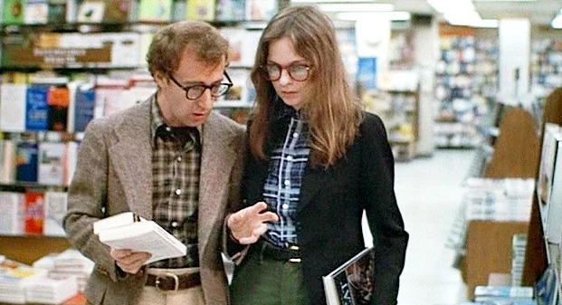 伍迪·艾倫與黛安·基頓,《Annie Hall(安妮霍爾)》( via Cinestyleography )