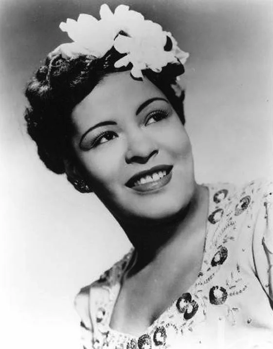 Billie Holiday( via : Glamour )