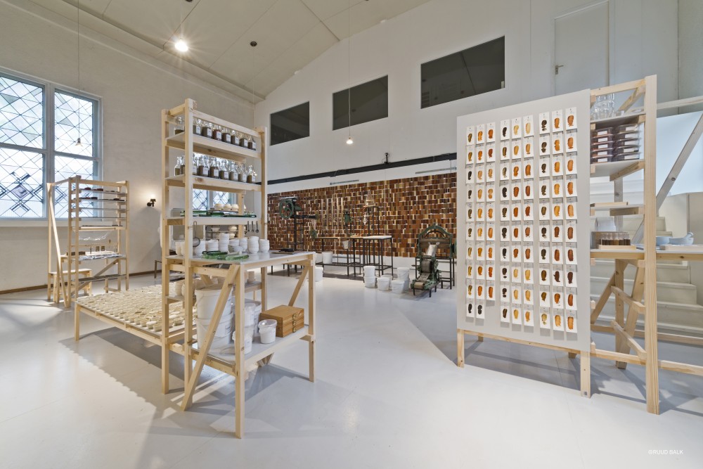 Earth Alchemy Factory Title and Introduction: I was asked to create a title for Atelier NL's new museum and production space on site at the Bergmann Church in Eindhoven. Enclosed is one of the web texts I wrote to introduce the factory to the public. The Earth Alchemy Factory opened during Dutch Design Week 2016.