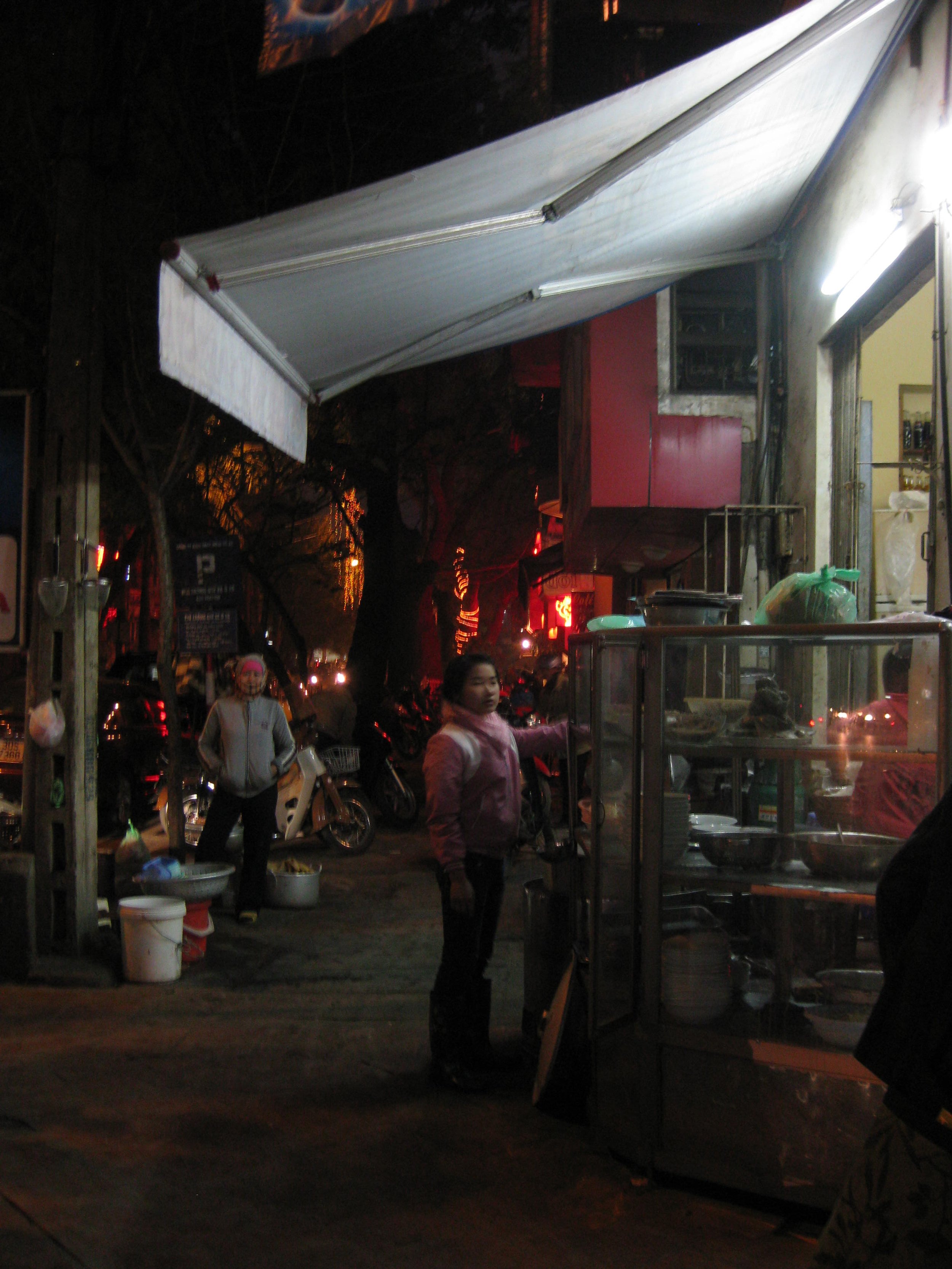 street resturant.JPG