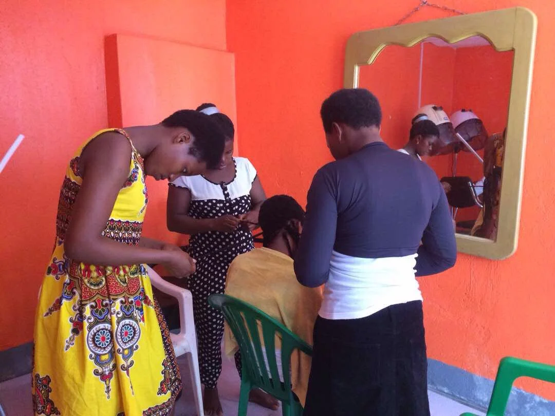 The First Sessions in the New Salon