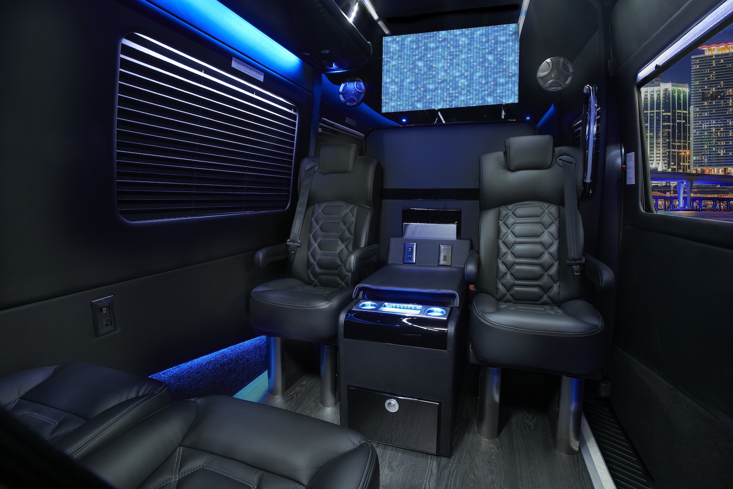 sprinter_shuttle_front_view copy.jpg