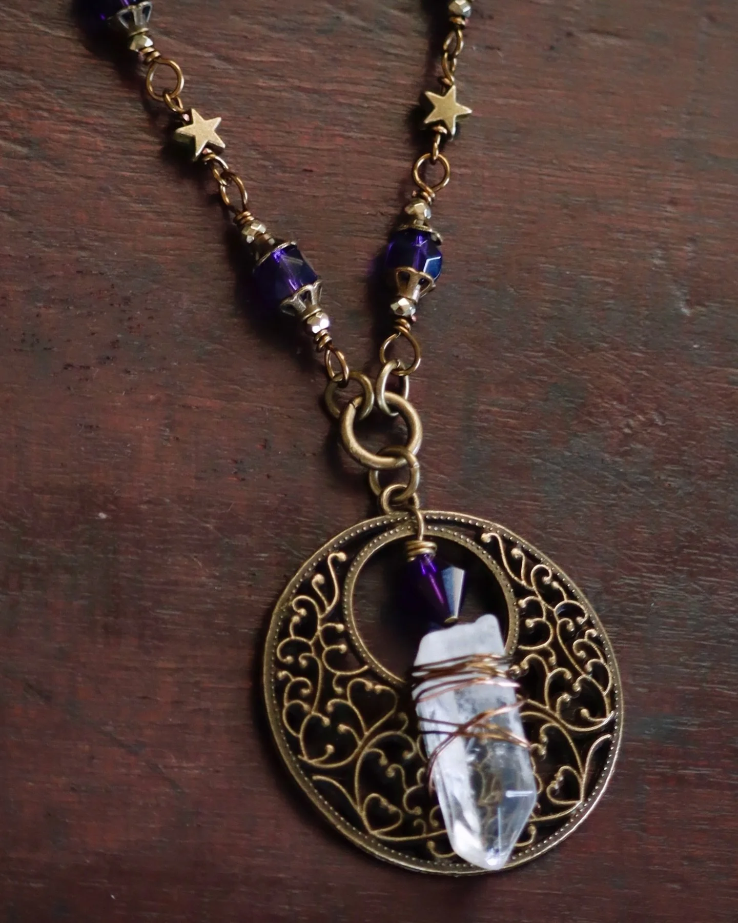Sneak peek of a new necklace ✨
