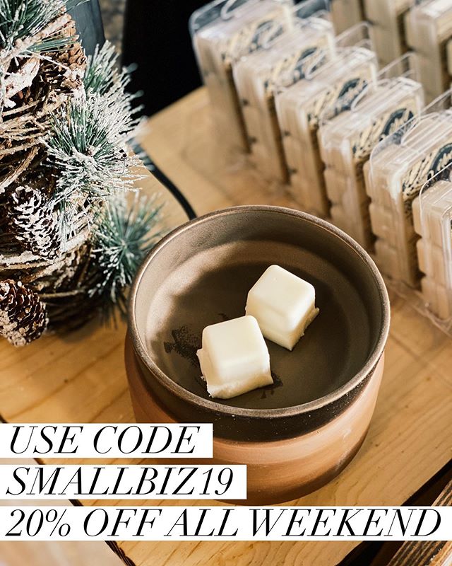 This weekend I want to thank everyone that chooses to Shop Small for Christmas this year with 20% off the entire website from now until Monday at 11:59 pm! Use the code SMALLBIZ19 at checkout! ⠀
Velvetwhiskeycandle.com
.⠀
.⠀
.⠀
#Velvetwhiskeycandle #