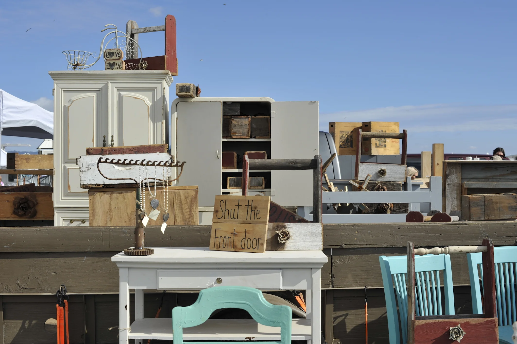 Shut the front door, 2015